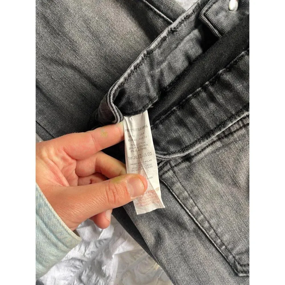 PrettyLittleThing Black HighWaisted Ripped Distressed Skinny Jeans‎ Pants Petite